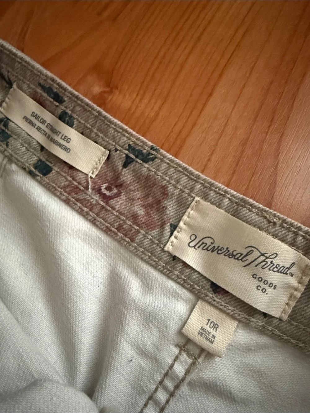 Universal Thread Sailor Jeans with flowers Wide Leg - Picture 2 of 4